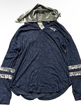 NFL Teens New England Patriots Football Hoodie Size Large (11/13)